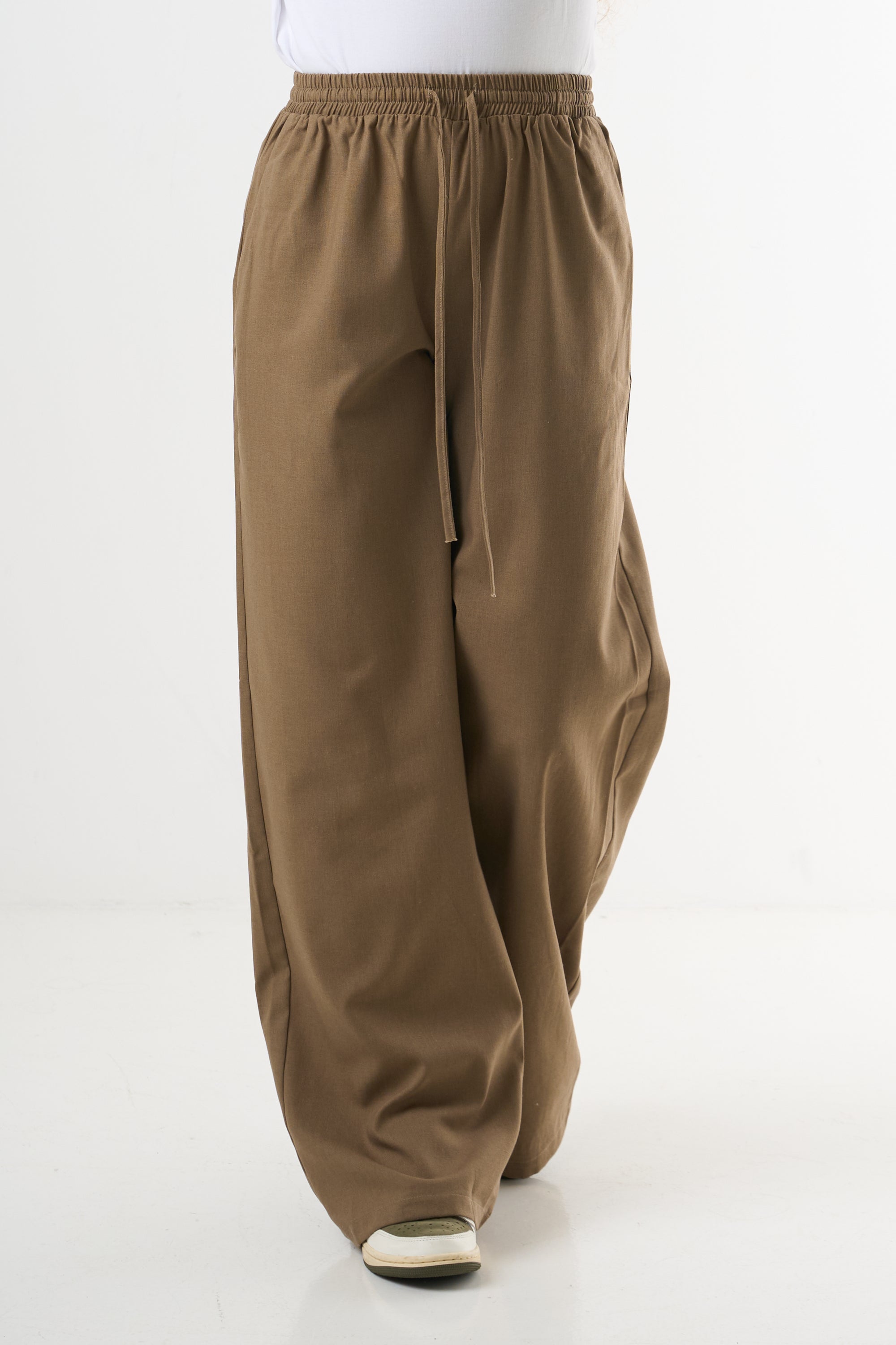 Essential Wide-Leg Pants